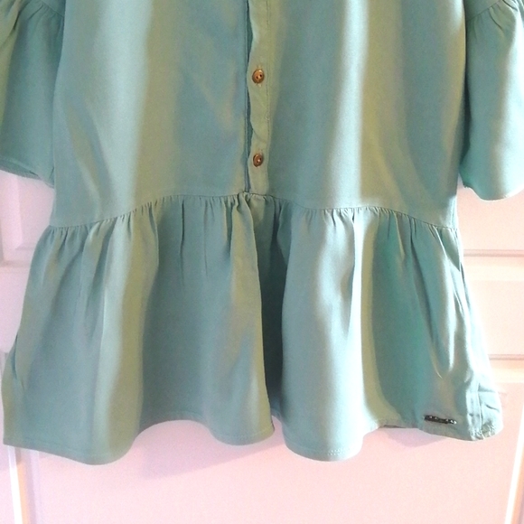 Girl's Oversized Shirt Dress - Size 6 - Picture 4 of 6